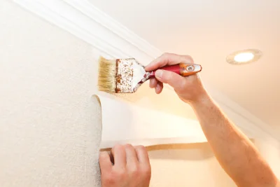 Pose de papier peint à Saint-Floxel — revêtements muraux et toiles de verre